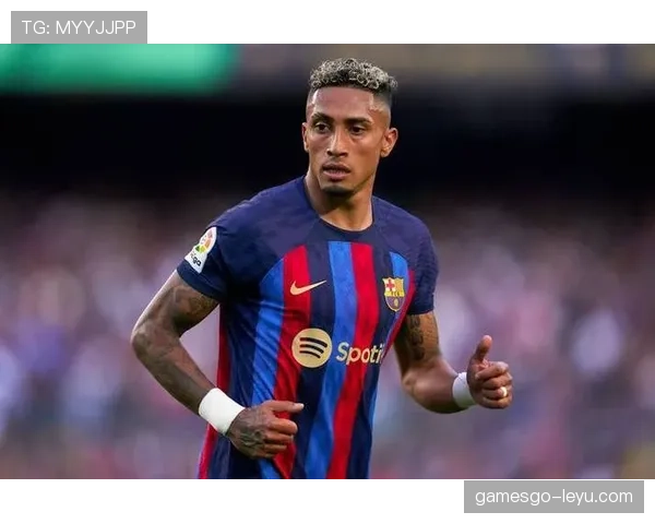 拉菲尼亚巴萨生涯表现稳健但难掩遗憾