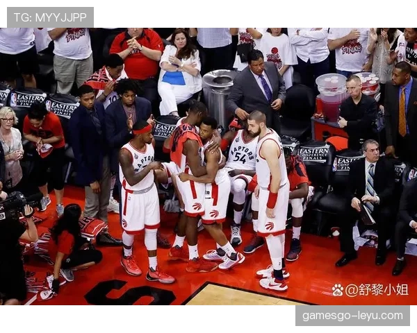 莫·威廉姆斯突破持球能力提升，关键时刻得分率显著拉开差距